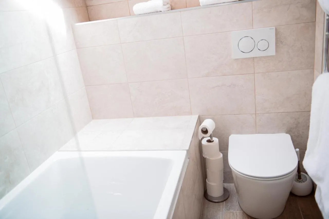 The Wellington Heifer Bed and Breakfast Northallerton